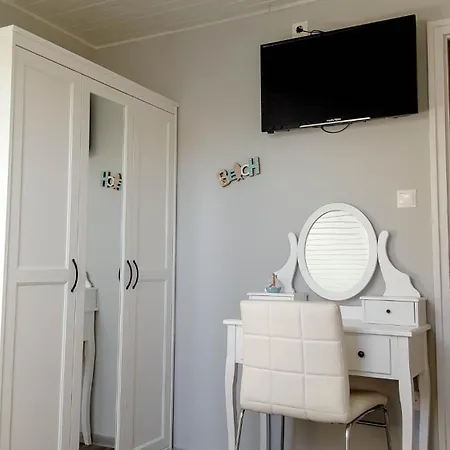 Lara Apartment *